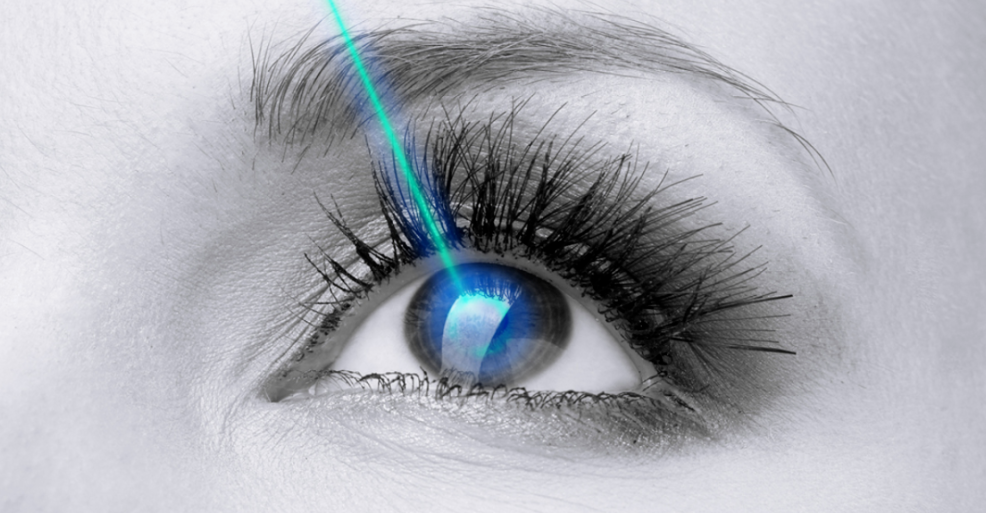 同样是提高裸眼视力，近视手术和角膜塑形镜有什么不同？